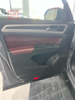 ڤۆڵکسواگن ئەتڵەس کرۆس سپۆرت